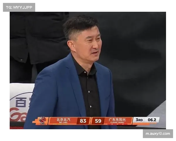 杜锋赛后暗批球员正负值 更衣室管理艺术面临新考验